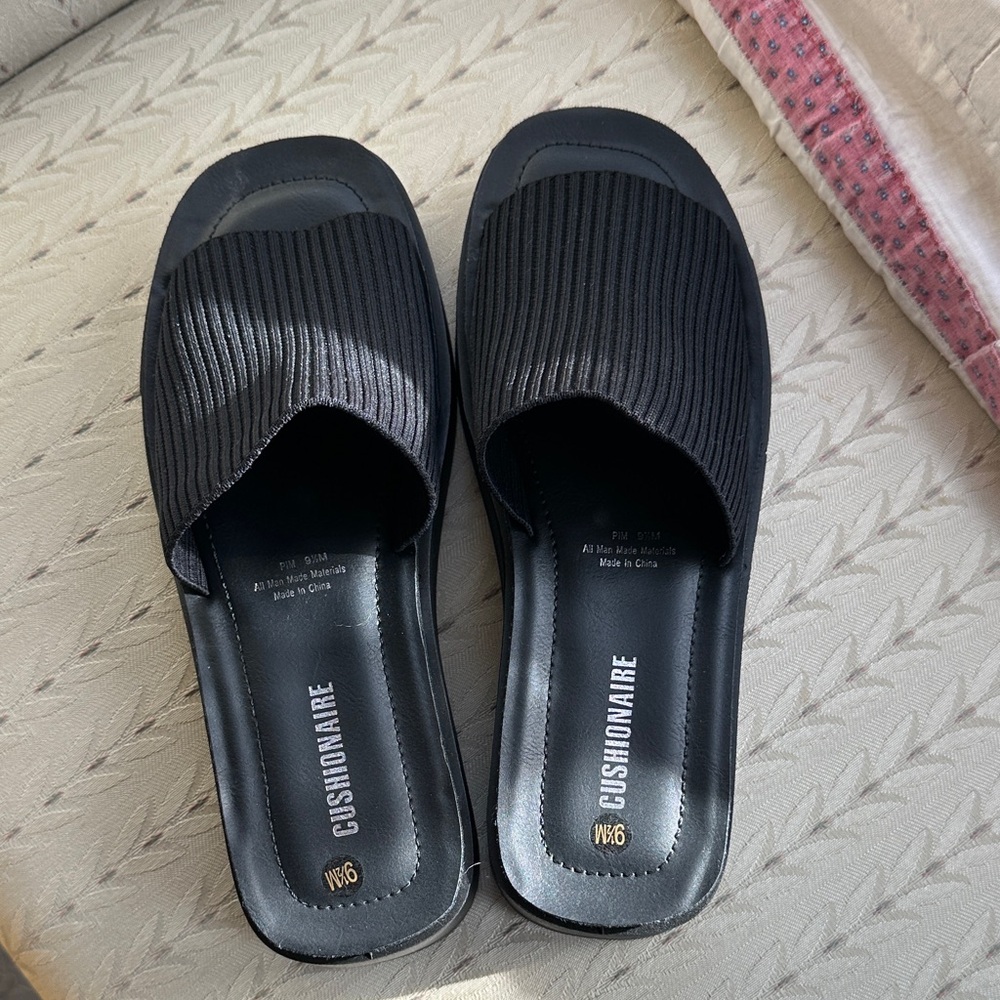 Cushionaire Women's Black Wedge Sandals